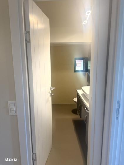 Apartament cu 3 camere în Băneasa