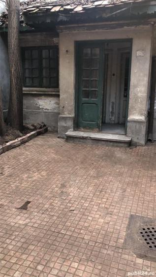 Casă cu 6 camere cu Teren 550 Mp în Central