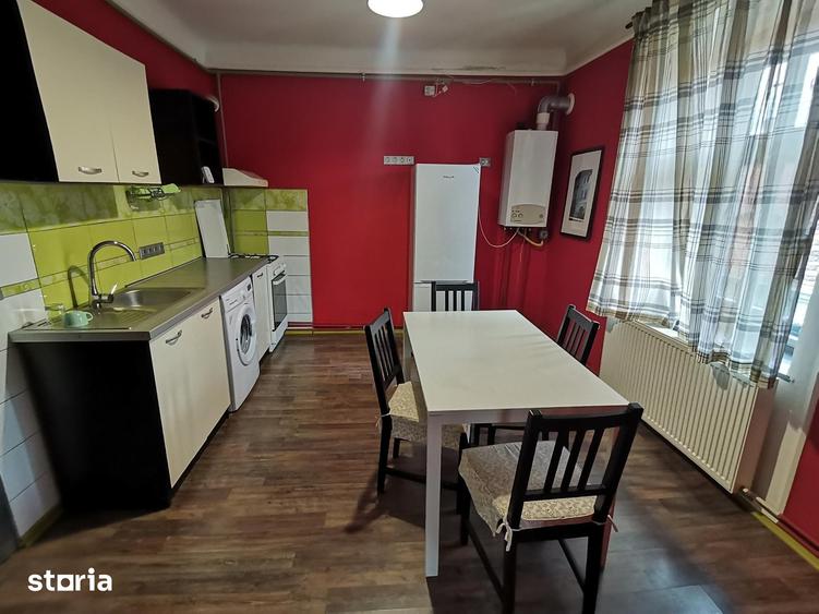 Apartament cu 2 camere decomandat în Orașul de Jos