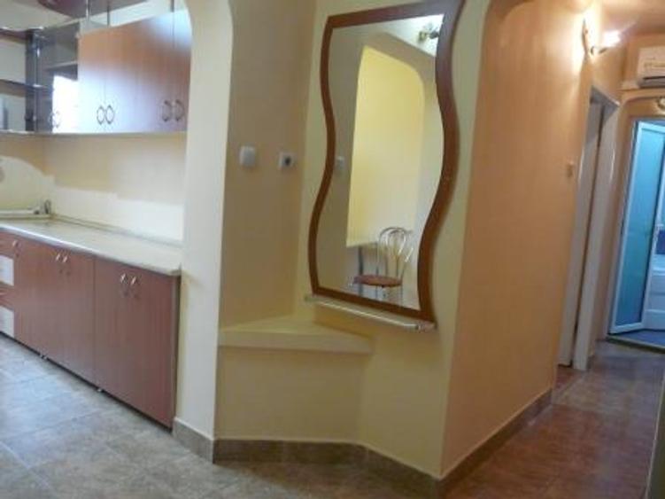 Apartament cu 2 camere decomandat în Iosia-Nord