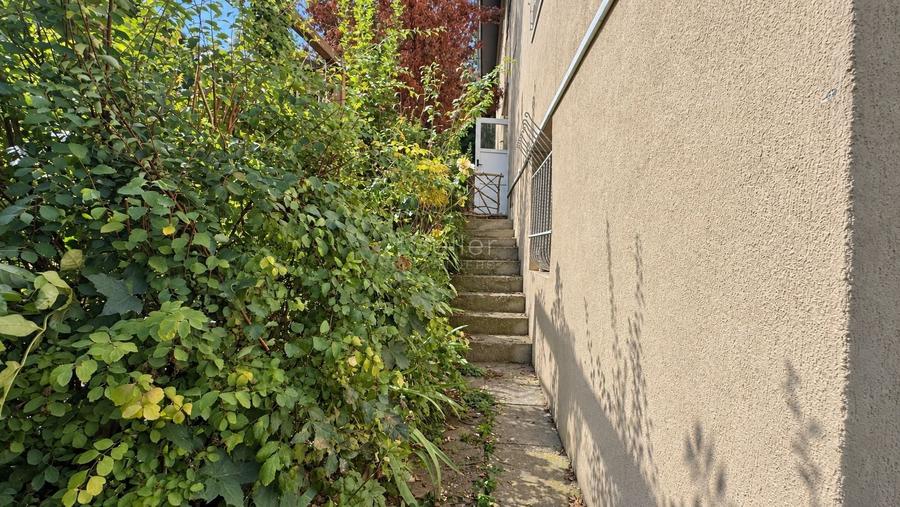 Apartament cu 2 camere, mobilat în Central