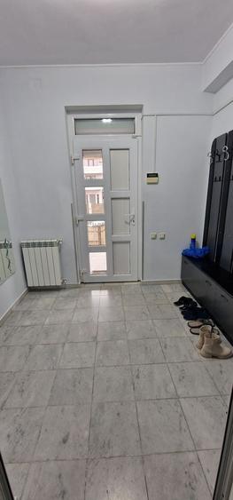 Casă individuală cu 5 camere cu Canalizare în Coiciu