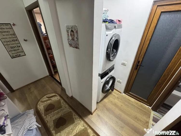 Apartament cu 3 camere decomandat în CET