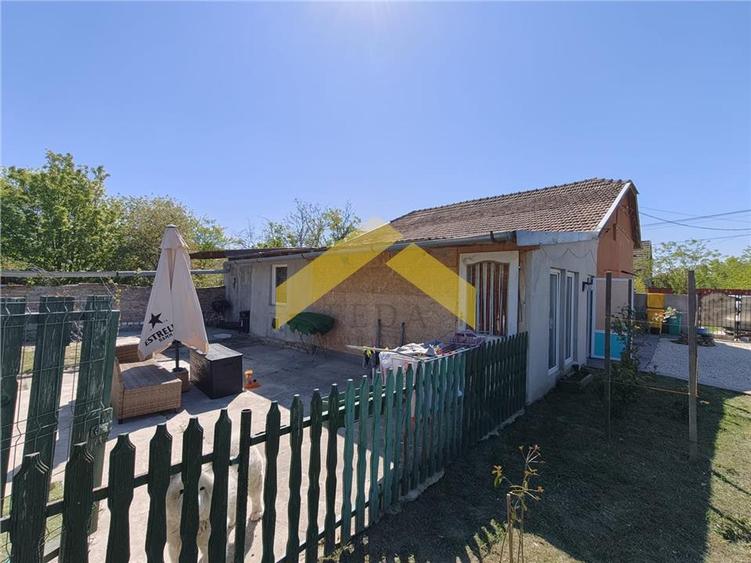 Casă individuală cu 4 camere cu Canalizare în Exterior Nord