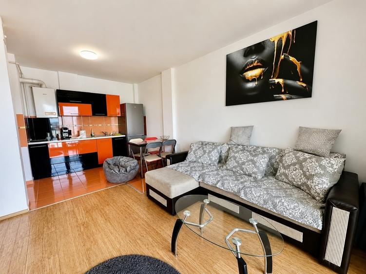 Apartament cu 2 camere decomandat în Avantgarden