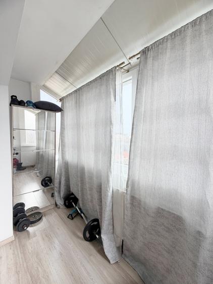 Apartament cu 2 camere semidecomandat, mobilat în Lipovei