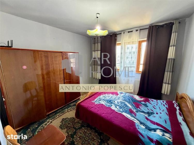 Apartament cu 4 camere decomandat în Malu Roșu