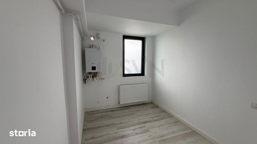 Apartament cu 3 camere semidecomandat în Odăile