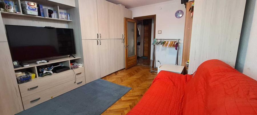 Apartament cu 2 camere decomandat în Nicolae Titulescu