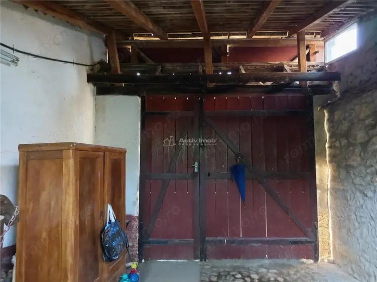Casă cu Teren 744 Mp în Ilidia