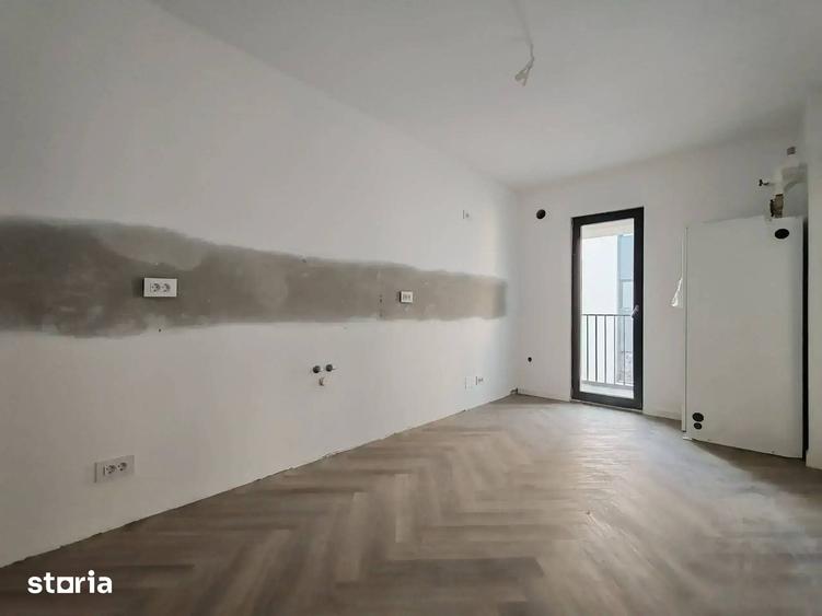 Apartament cu 3 camere decomandat în Theodor Pallady