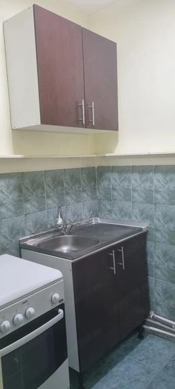 Garsonieră semidecomandată în Central