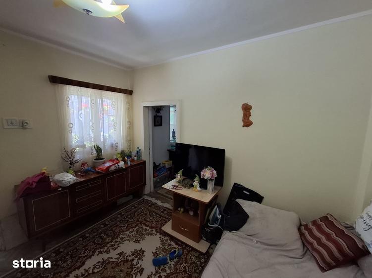 Casă cu 4 camere cu Teren 163 Mp în Faleza Nord