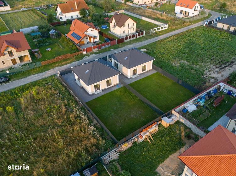 Casă cu 4 camere cu Canalizare în Primăverii