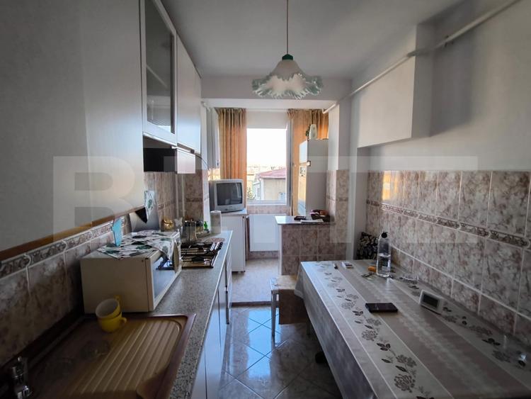 Apartament cu 2 camere semidecomandat, mobilat în Brazda lui Novac