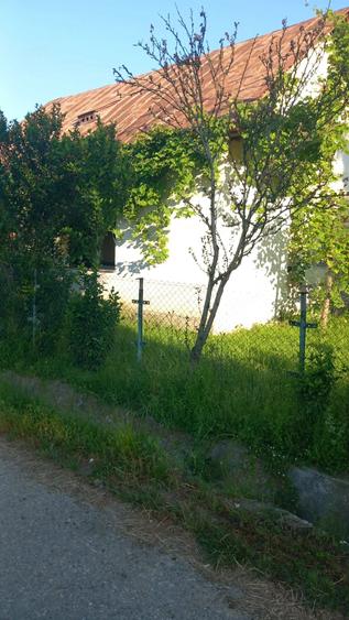 Teren de 2588 mp, în Pietrari