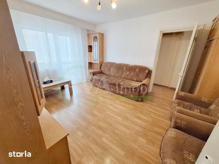 Apartament cu 2 camere semidecomandat în Republicii