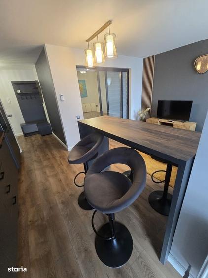 Apartament cu 3 camere în Dâmbul Rotund
