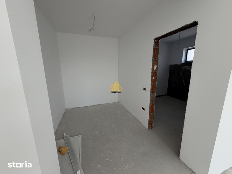Casă cu 4 camere cu Teren 450 Mp în Ghencea