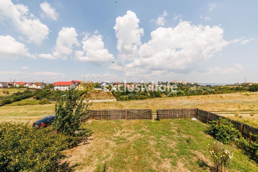 Casă cu 4 camere cu Teren 705 Mp în Central