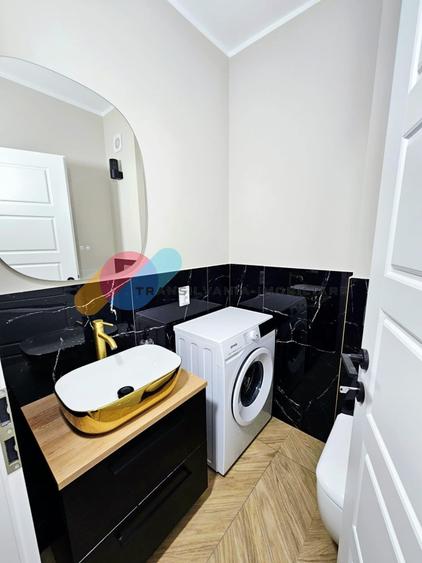 Apartament cu 3 camere semidecomandat în Florești