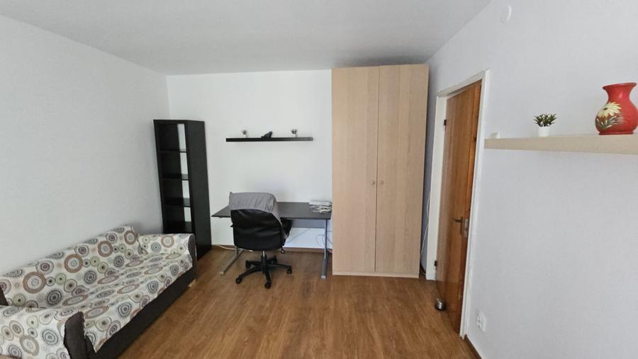 Garsonieră decomandată în Iancului