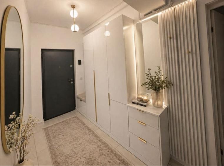 Apartament cu 2 camere semidecomandat în Central