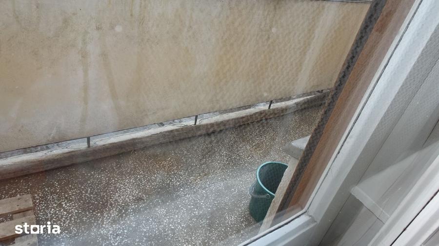 Apartament cu 2 camere în Titu Maiorescu