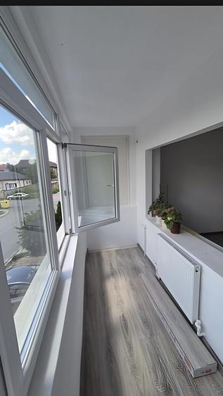 Apartament cu 4 camere decomandat în Central