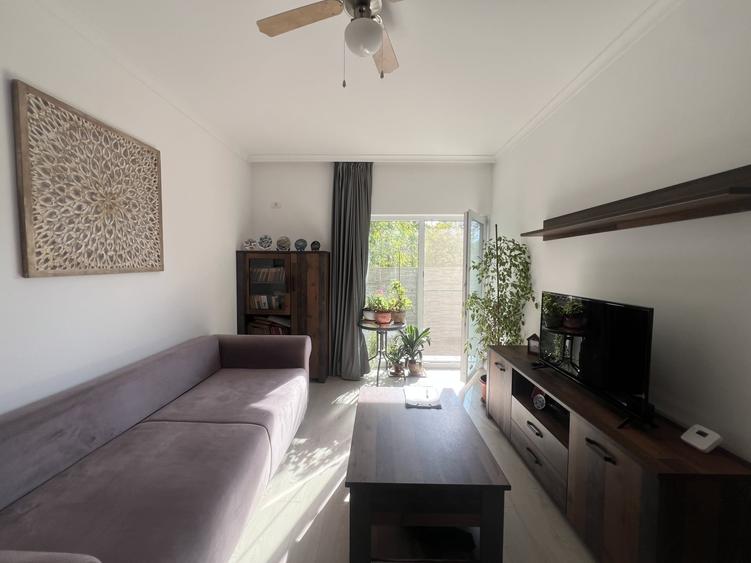 Apartament cu 2 camere semidecomandat, mobilat în Chișoda
