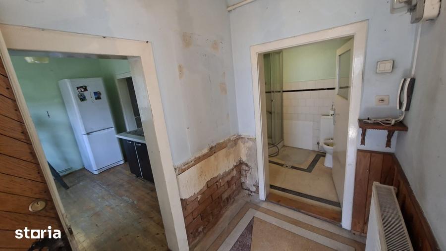 Casă cu 2 camere cu Teren 126 Mp în Central