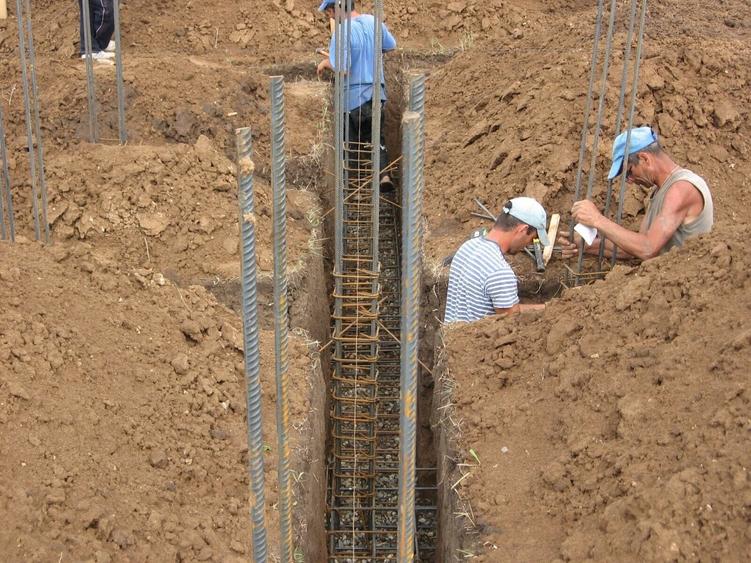 Casă individuală cu 5 camere cu Teren 377 Mp în Berceni