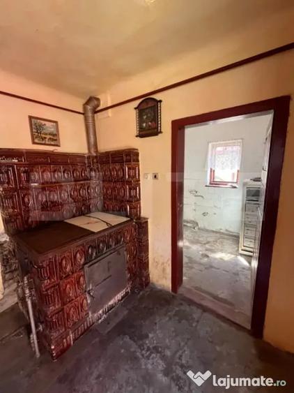 Casă cu 4 camere cu Teren 1385 Mp în Gănești