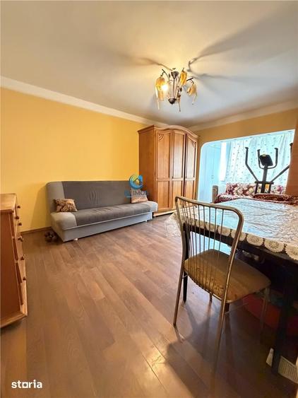 Apartament cu 2 camere decomandat în Valea Cetății