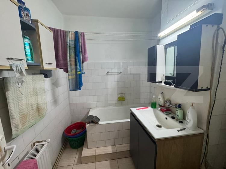 Apartament cu 3 camere decomandat, mobilat în Mărăști