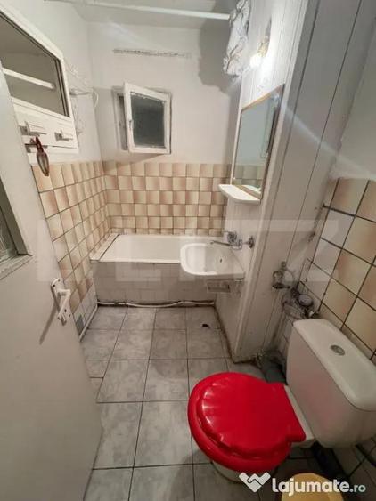 Apartament cu 2 camere semidecomandat, mobilat în Central