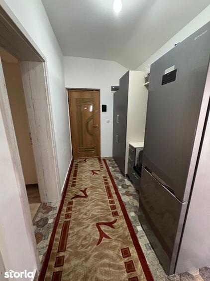 Apartament cu 3 camere, mobilat în Central