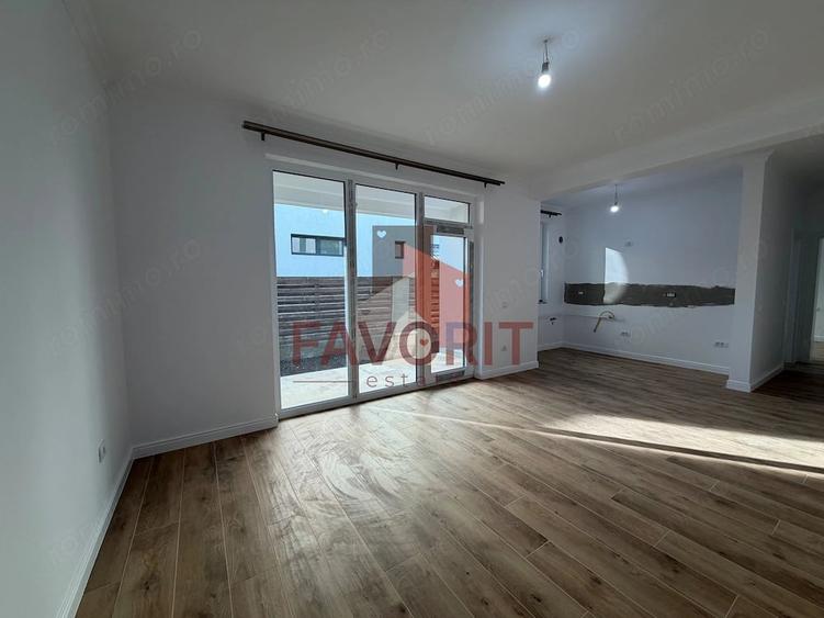 Apartament cu 4 camere în Dumbrăvița