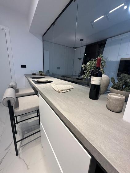 Apartament cu 2 camere decomandat în Theodor Pallady