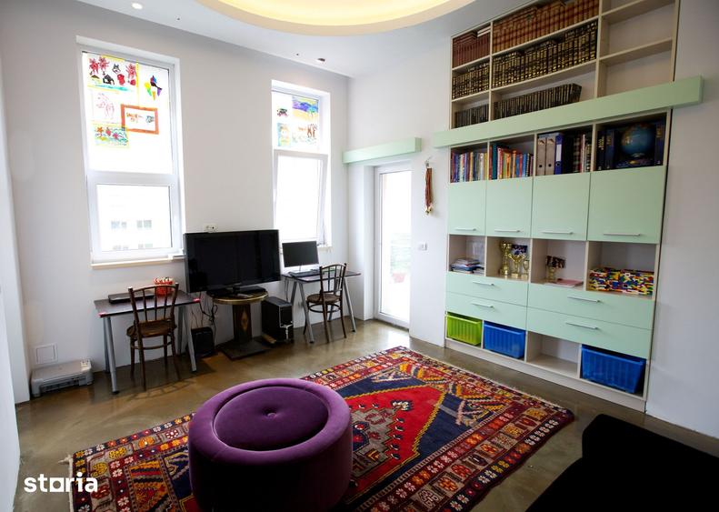 Apartament cu 5 camere, mobilat în Central