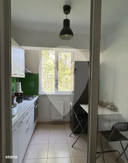 Apartament cu 3 camere decomandat, mobilat în Militari