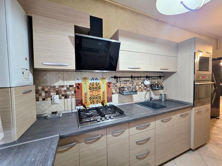 Apartament cu 2 camere decomandat în Fundeni