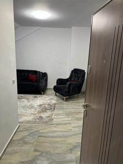 Apartament cu 2 camere decomandat în Jiului