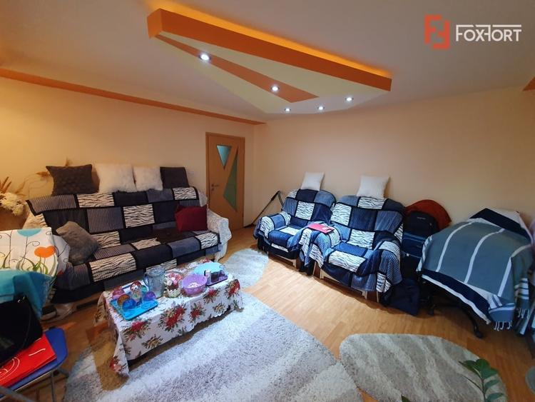 Apartament cu 3 camere semidecomandat în Kiriac