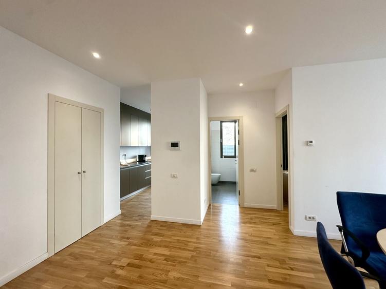 Apartament cu 2 camere semidecomandat, mobilat în Herăstrău
