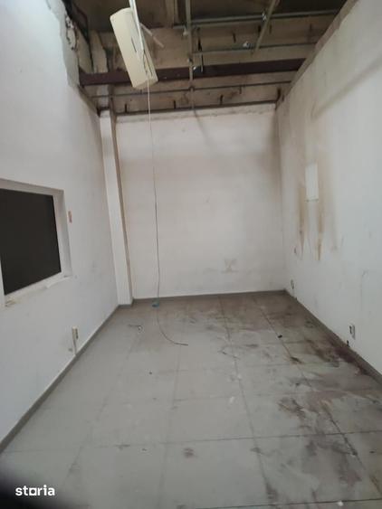 Spațiu comercial, de 1,237 mp, în Berceni