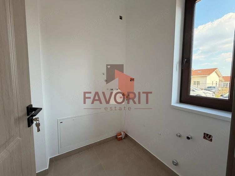 Casă cu 3 camere cu Teren 330 Mp în Sânandrei