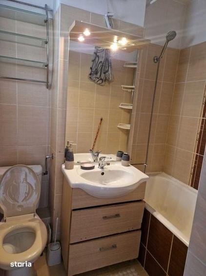 Apartament cu 2 camere în Micro 15
