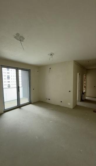 Apartament cu 2 camere semidecomandat în Între Lacuri