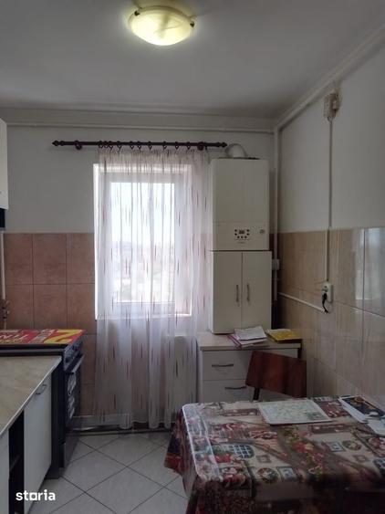 Apartament cu 2 camere decomandat în Republicii